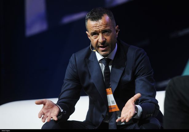 Jorge Mendes đến Carrington, Man Utd háo hức đón tân binh