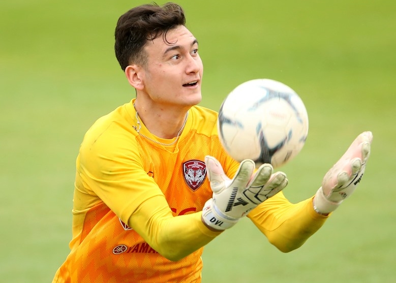 HLV Muangthong United cảm ơn Văn Lâm và đồng đội sau chuỗi trận ấn tượng