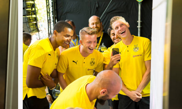 Hậu Siêu Cúp, Dortmund biến CĐV nhà thành những người hạnh phúc nhất