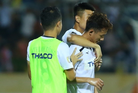 Ảnh bài viết Điểm tin bóng đá Việt Nam tối 06/08: Cầu thủ HAGL buồn lòng khi bị chính CĐV nhà chỉ trích
