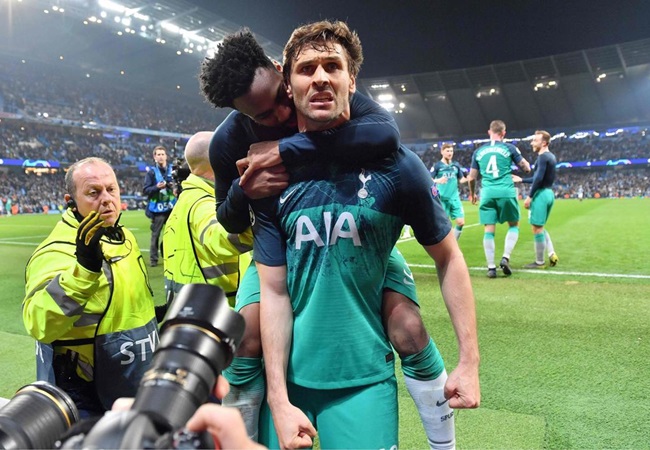 Man Utd mua ‘đấng cứu thế’ của Spurs: Premier League chưa đủ điên rồ?
