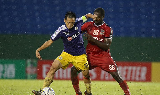 'Hattrick' thắng B.Bình Dương, Hà Nội khẳng định vị thế số 1 bóng đá VN