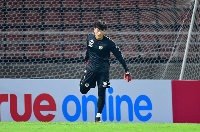 Ảnh bài viết Thủ môn Bùi Tiến Dũng và nốt trầm buồn ở Hà Nội FC