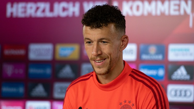 "Bạn không thể nói không khi một CLB như Bayern Munich liên hệ"