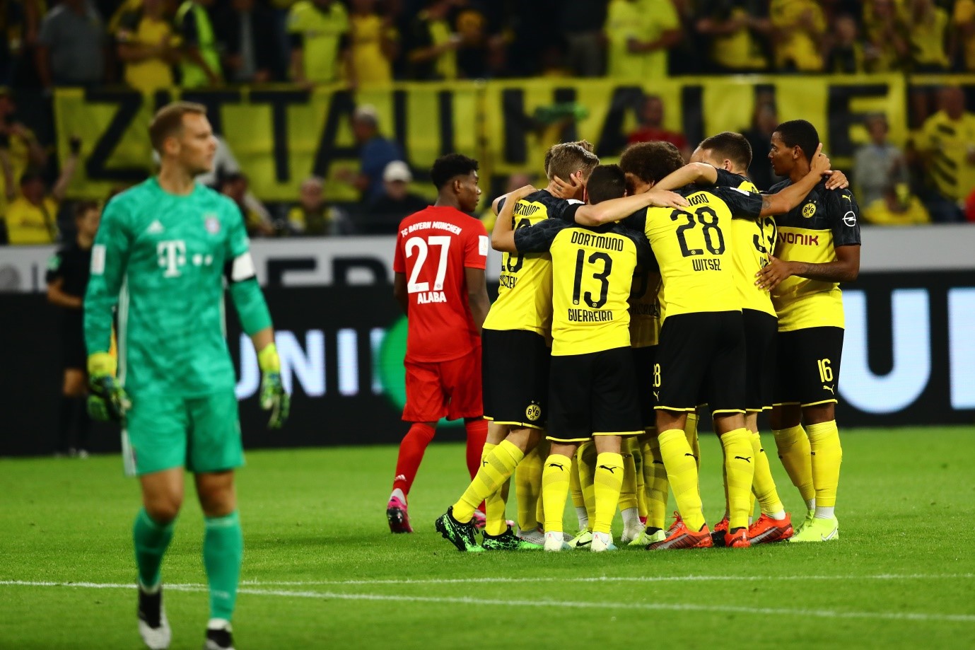 Bundesliga 2019-2020: Một mùa giải đáng chờ đợi