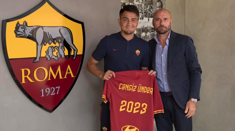 CHÍNH THỨC! Mục tiêu của Bayern Munich gia hạn hợp đồng với AS Roma