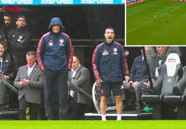 Khiến Emery 'phát rồ' sau một pha bóng, sao mai Arsenal nói gì?