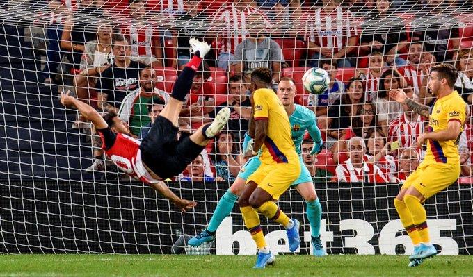 "Lão tướng" 38 tuổi chỉ cần 1 phút xuất hiện, 1 cú chạm bóng để nhấn chìm Barca