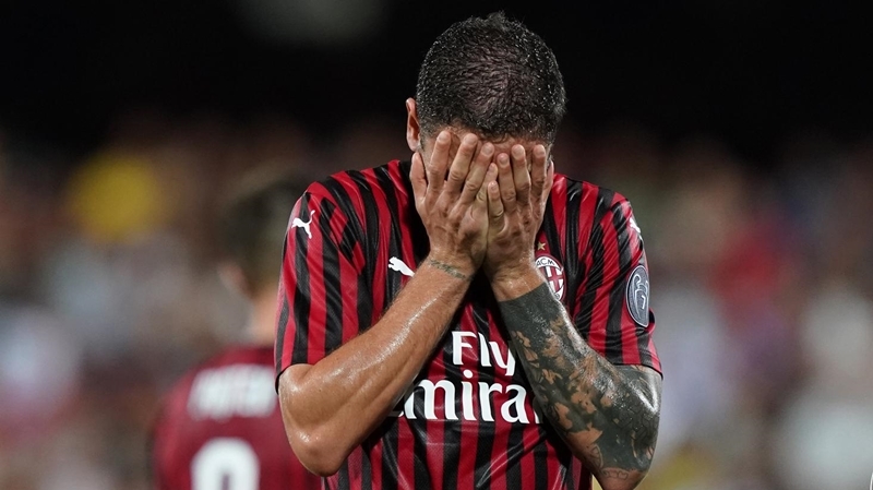 AC Milan gây thất vọng, huyền thoại đổ lỗi cho CAN 2019