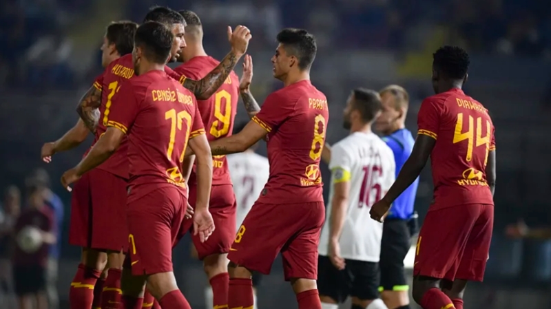 Đánh bại "kẻ nhược tiểu", AS Roma chạy đà hoàn hảo trước mùa giải mới