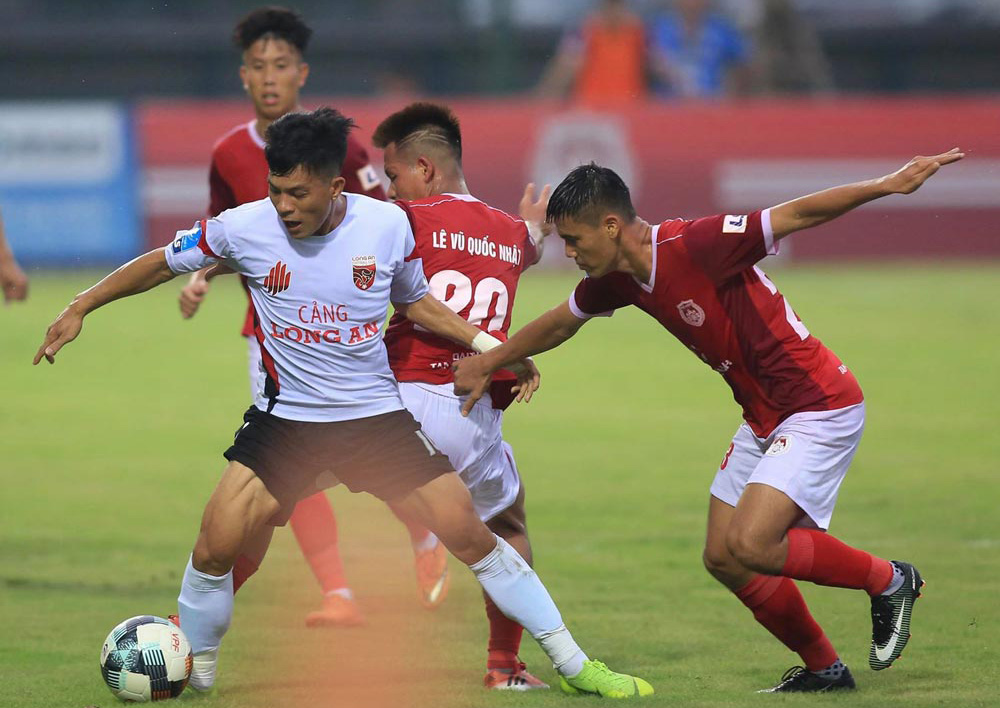 Hạng Nhất 2019: Vé thăng hạng an bài, quyết liệt cuộc đua giành vé play-off