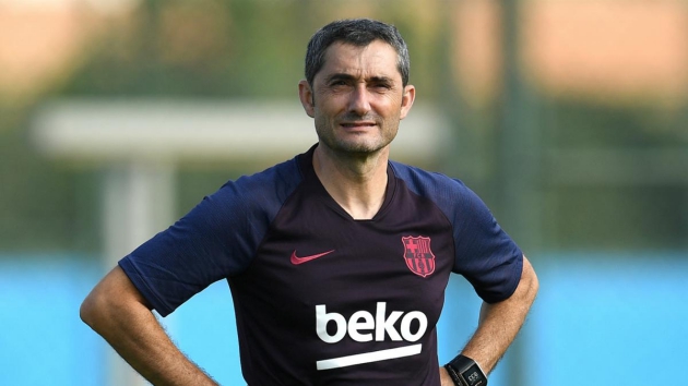 Ảnh bài viết Tin dữ ồ ạt ập đến với Barca khiến HLV Valverde "ngồi trên đống lửa"