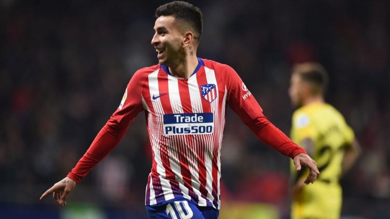 Kích nổ “bom tấn” 38 triệu euro, AC Milan tạo nên chuỗi domino chuyển nhượng