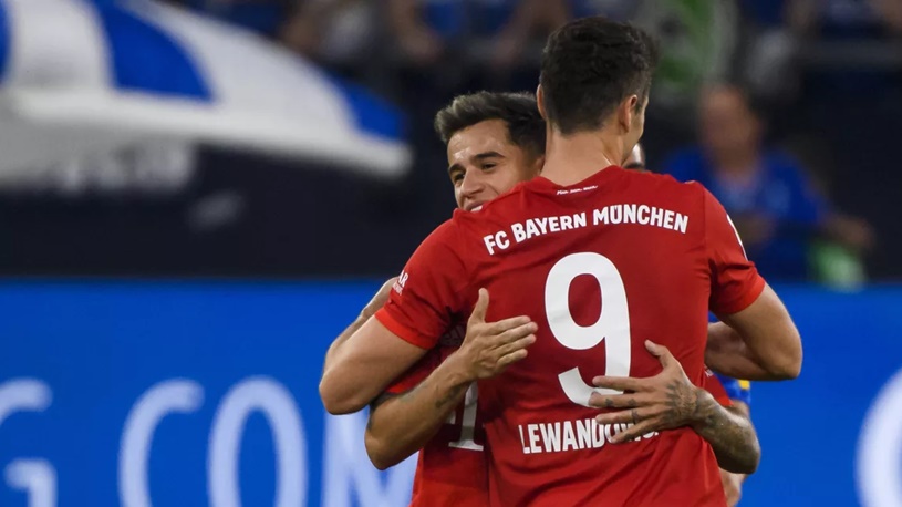Lewandowski có hat-trick siêu phàm khiến Coutinho phục sát đất