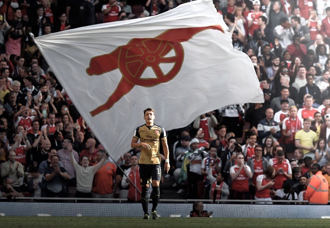 Cánh cửa đá chính của Ozil tại Arsenal bị 'đóng sập' thế nào?
