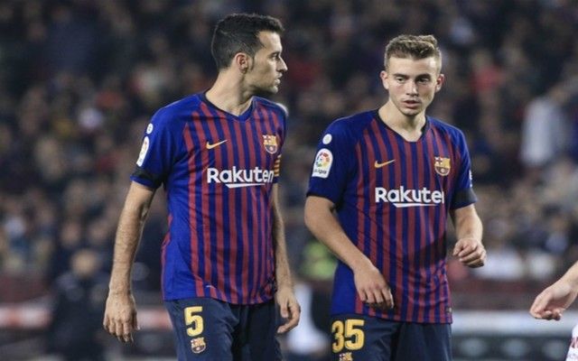Barcelona CHÍNH THỨC đẩy đi một Busquets