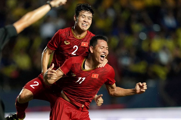 “Phù thủy” Park Hang-seo sẽ chọn ai đá tiền đạo cắm cho đội tuyển Việt Nam?