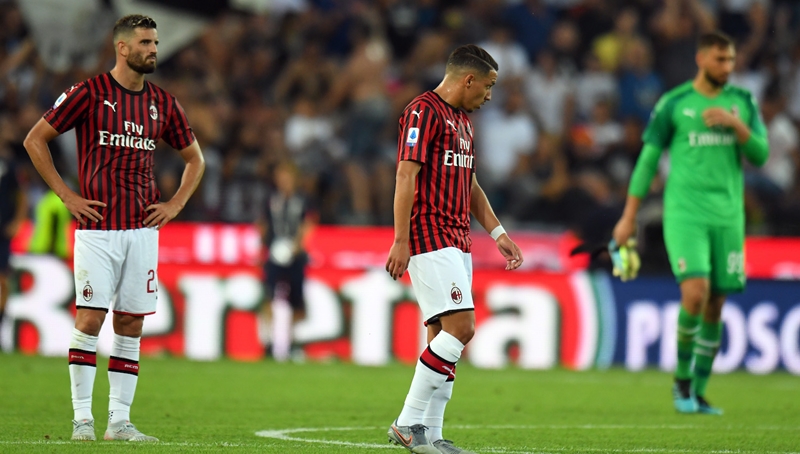 Thua sốc Udinese, người AC Milan không thể nở nụ cười
