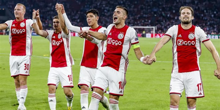 Ajax Amsterdam giành vé đá Champions League sau 4 trận vòng loại