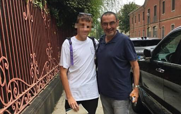 Ảnh bài viết Bị bệnh phổi, HLV Sarri vẫn quyết 'thách thức tử thần'