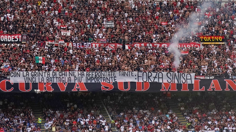 Đấu Brescia, CĐV AC Milan truyền tải thông điệp ý nghĩa