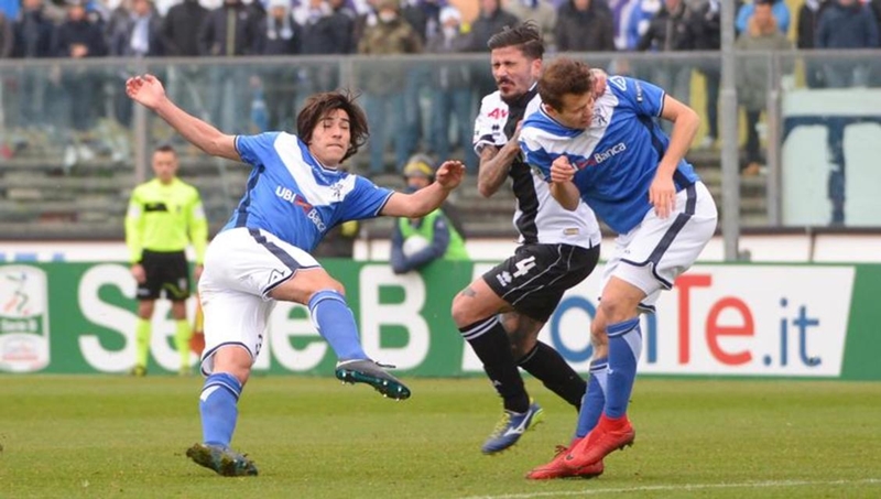 Chuyển nhượng tại Serie A: Câu chuyện về tiền, tham vọng và tình yêu