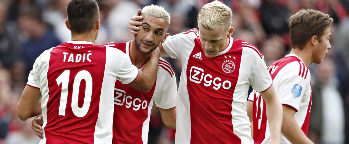 Văn Hậu sẽ chạm trán những ngôi sao đẳng cấp nào nếu ra sân trận Ajax?