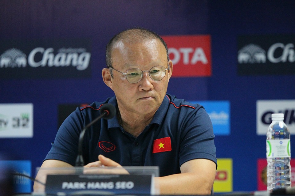 Ảnh bài viết TRỰC TIẾP: Thầy Park và ĐT Việt Nam sẽ điềm tĩnh thi đấu trước Thái Lan