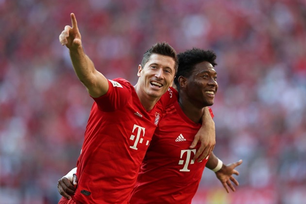 David Alaba: "Họ là người đã giúp đỡ tôi rất nhiều ở các tình huống đá phạt"