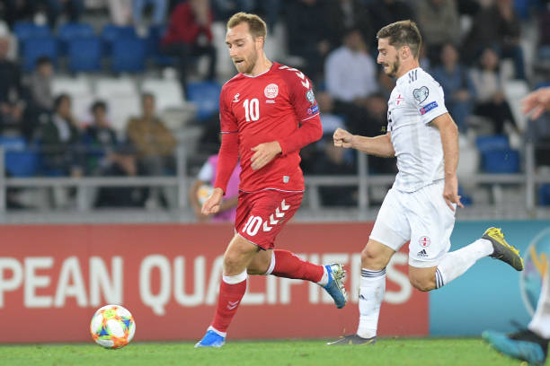Hòa nhạt nhòa, Eriksen và đồng đội tự đầy mình vào thế khó