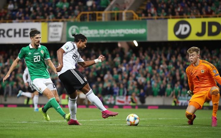 Ảnh bài viết "Nỗi đau" của Arsenal tỏa sáng khiến Low hết lời khen ngợi