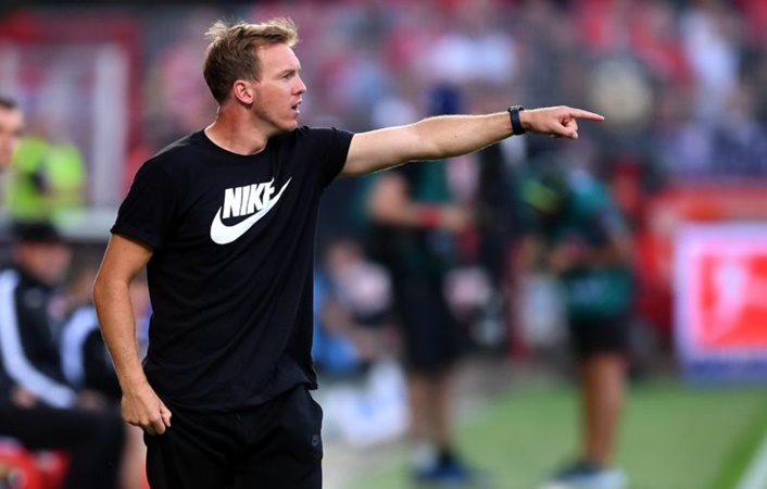 "Klopp mất 3 năm để có danh hiệu ở Dortmund, Liverpool nên tôi cũng mong thế"