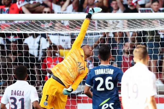 Ảnh bài viết Ra mắt thuận lợi, thủ thành có 3 cúp bạc thẳng thắn bày tỏ 1 sự thật