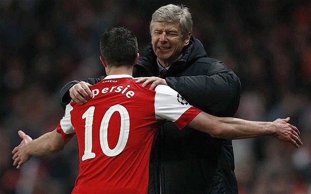 Van Persie: "Nhiều cựu cầu thủ sẽ làm điều đó, nhưng tôi thì không."