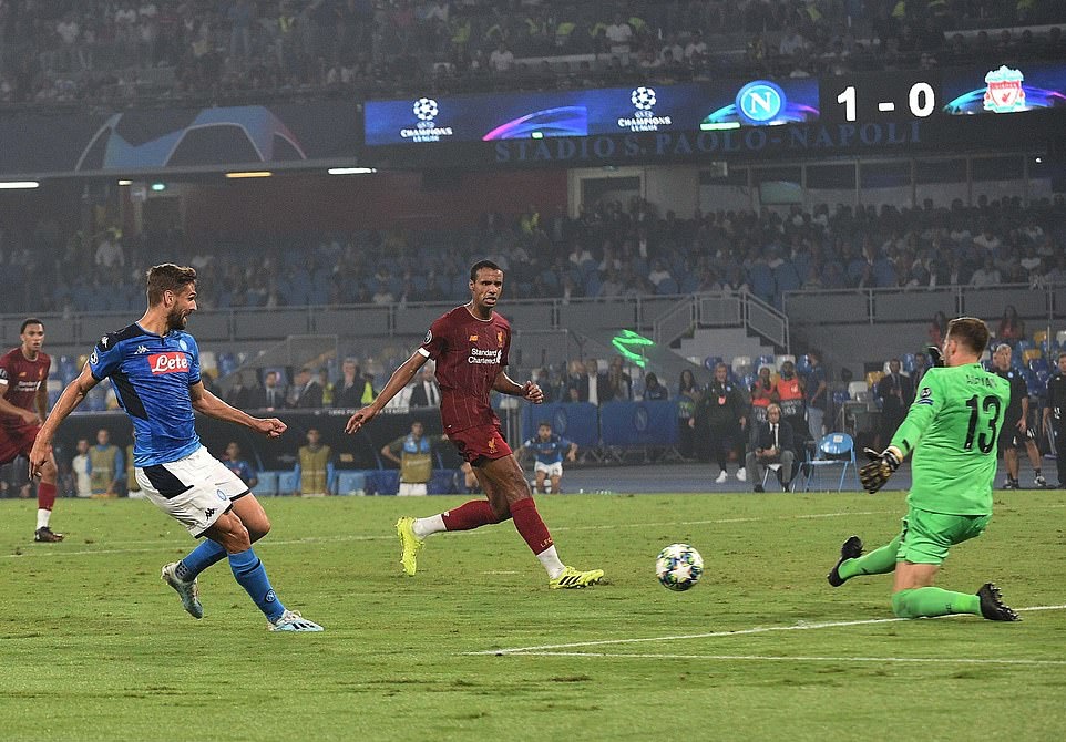 Ảnh bài viết CHOÁNG! Van Dijk gây sửng sốt, tạo "cú lừa" kiến tạo cho đối thủ sút tung lưới Liverpool