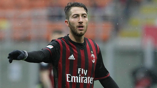 Lộ diện 2 đội bóng muốn có “kẻ bị AC Milan ruồng bỏ”