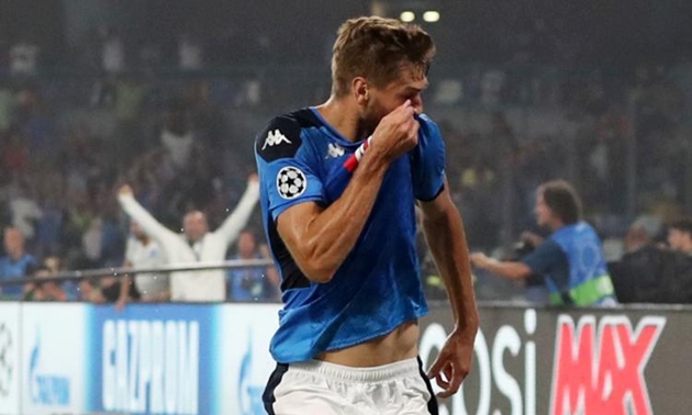 Đánh bại Liverpool, sao Napoli bị người hâm mộ Juventus chỉ trích