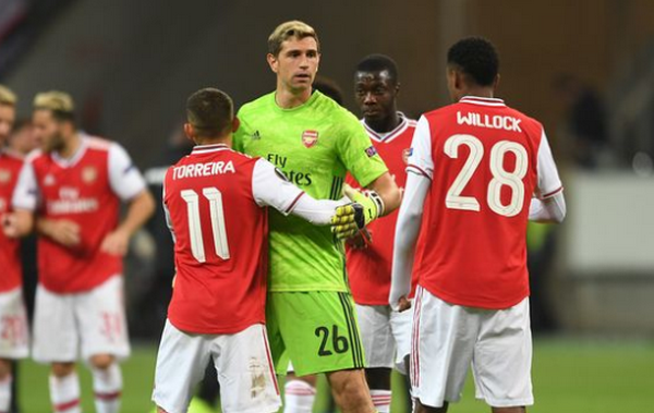 Đội hình tiêu biểu lượt 1 Europa League: Arsenal góp 3, Man United chỉ có 1