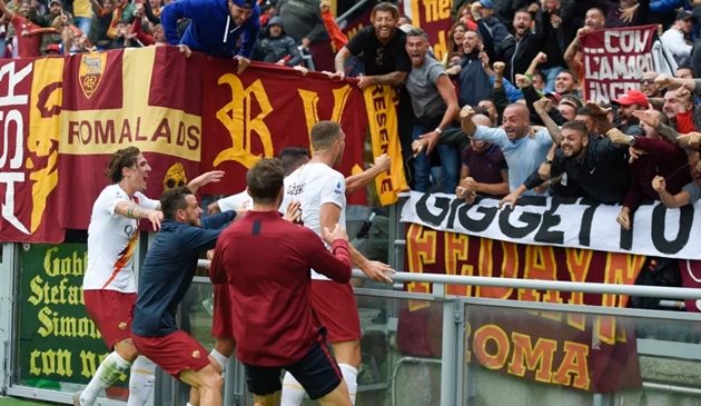 Người cũ Man City lên tiếng, AS Roma thoát hiểm ngoạn mục tại Bologna