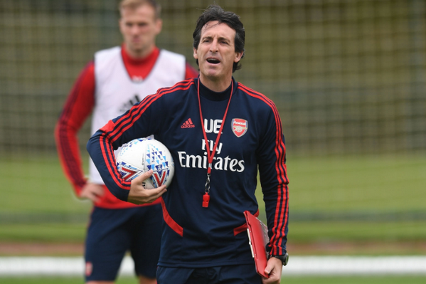 Đây! HLV Unai Emery chuẩn bị 'giải thoát' cho một cầu thủ