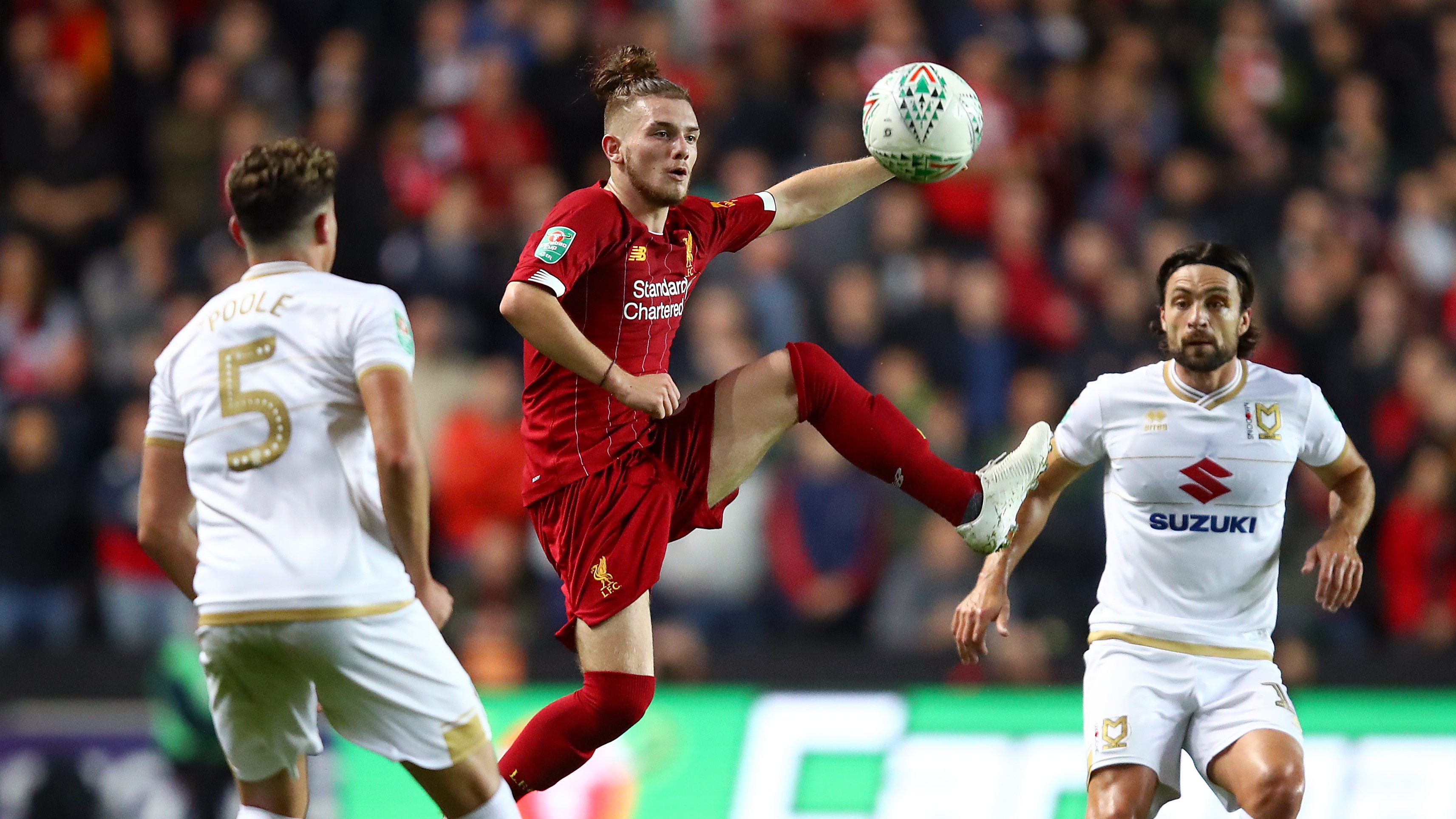 Ảnh bài viết Vì sao CĐV Liverpool lại "phát điên" với Harvey Elliott?