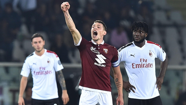 Ảnh bài viết "Vua dội bom" lên tiếng, AC Milan vẫn phải "ôm hận" rời Torino