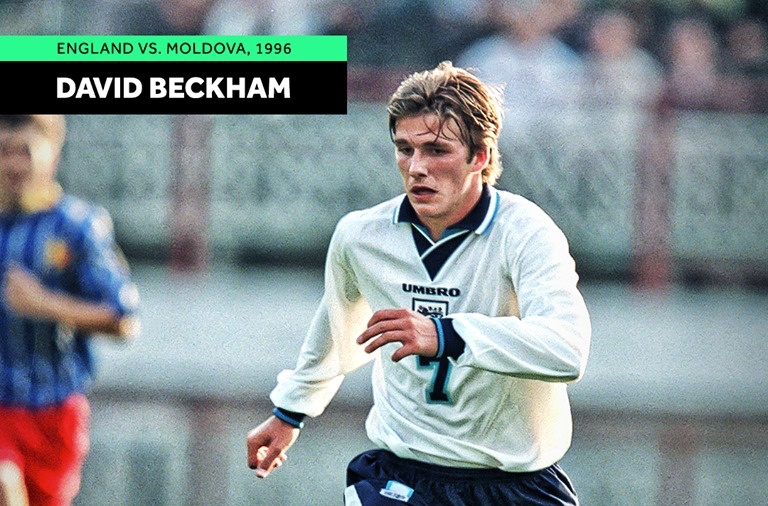 Ảnh bài viết Bất ngờ hình ảnh Ronaldo, Messi & những siêu sao lần đầu ra mắt ĐTQG