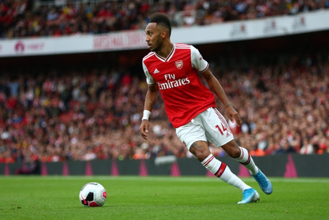 Sếp Dortmund "đổ dầu vào lửa", thổi bùng mâu thuẫn với ngôi sao của Arsenal