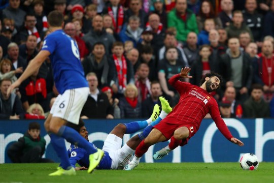 Klopp điên tiết: "Sao hắn ta dám làm thế? Tôi không thể bỏ qua"