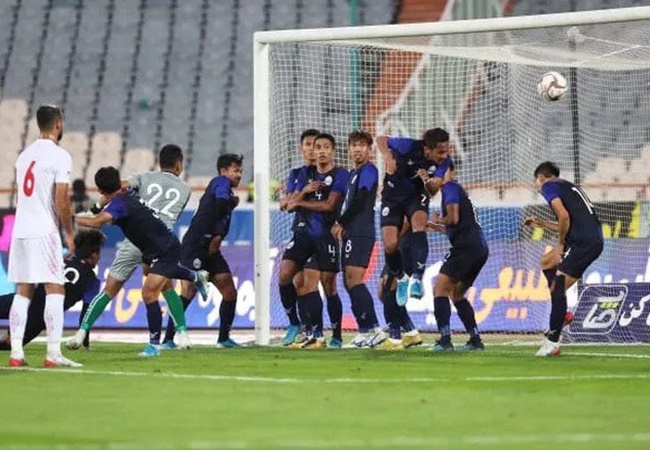 Campuchia thua kinh hoàng 0-14, CĐV hoảng hốt: 'Iran đã làm nhục họ'
