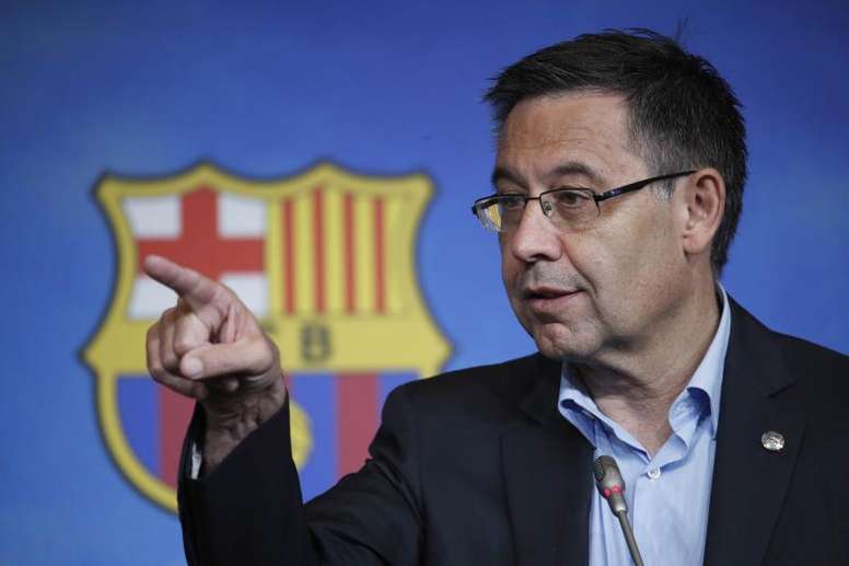 Chi 56 triệu, Barca quyết giật luôn bộ đôi "máy săn bàn" thành Milan