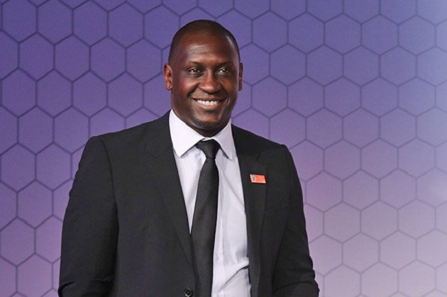 Emile Heskey chỉ ra cái tên quan trọng nhất trên ''mũi đinh ba'' của Klopp