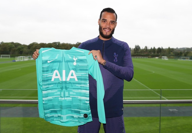 CHÍNH THỨC! Thay Lloris, Tottenham chiêu mộ cái tên "gây sốc"