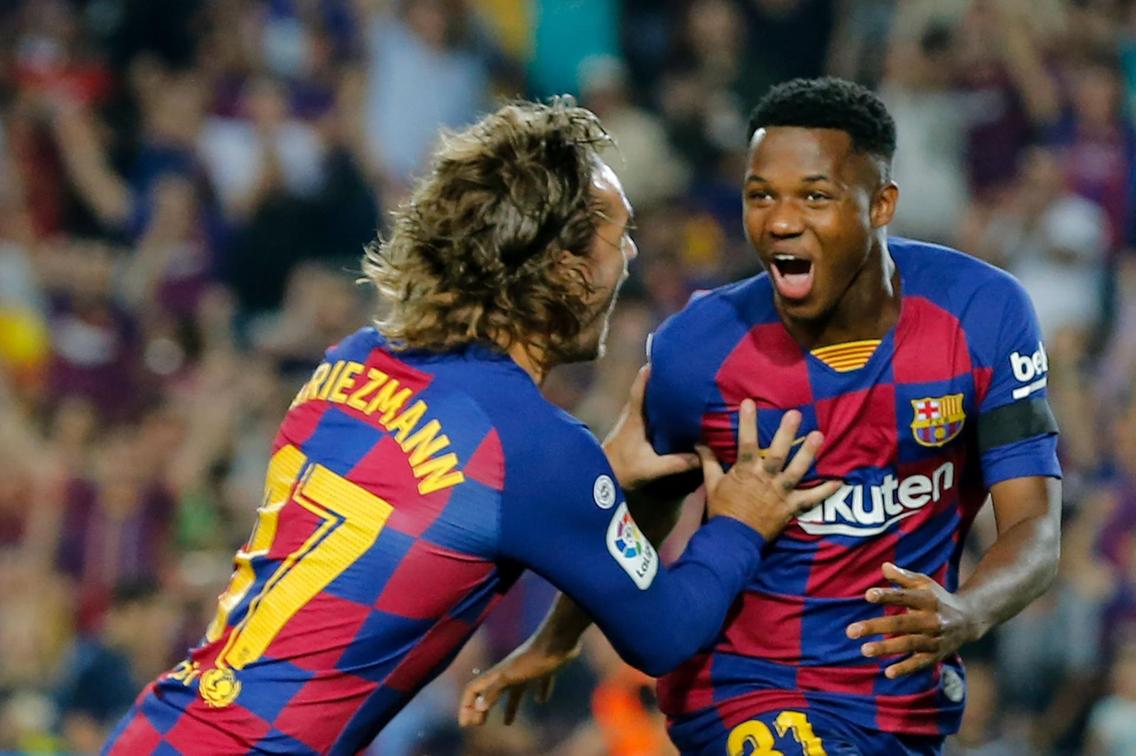 Sánh ngang Felix và De Ligt, "thần đồng" Barca lại khiến Châu Âu ngước nhìn!